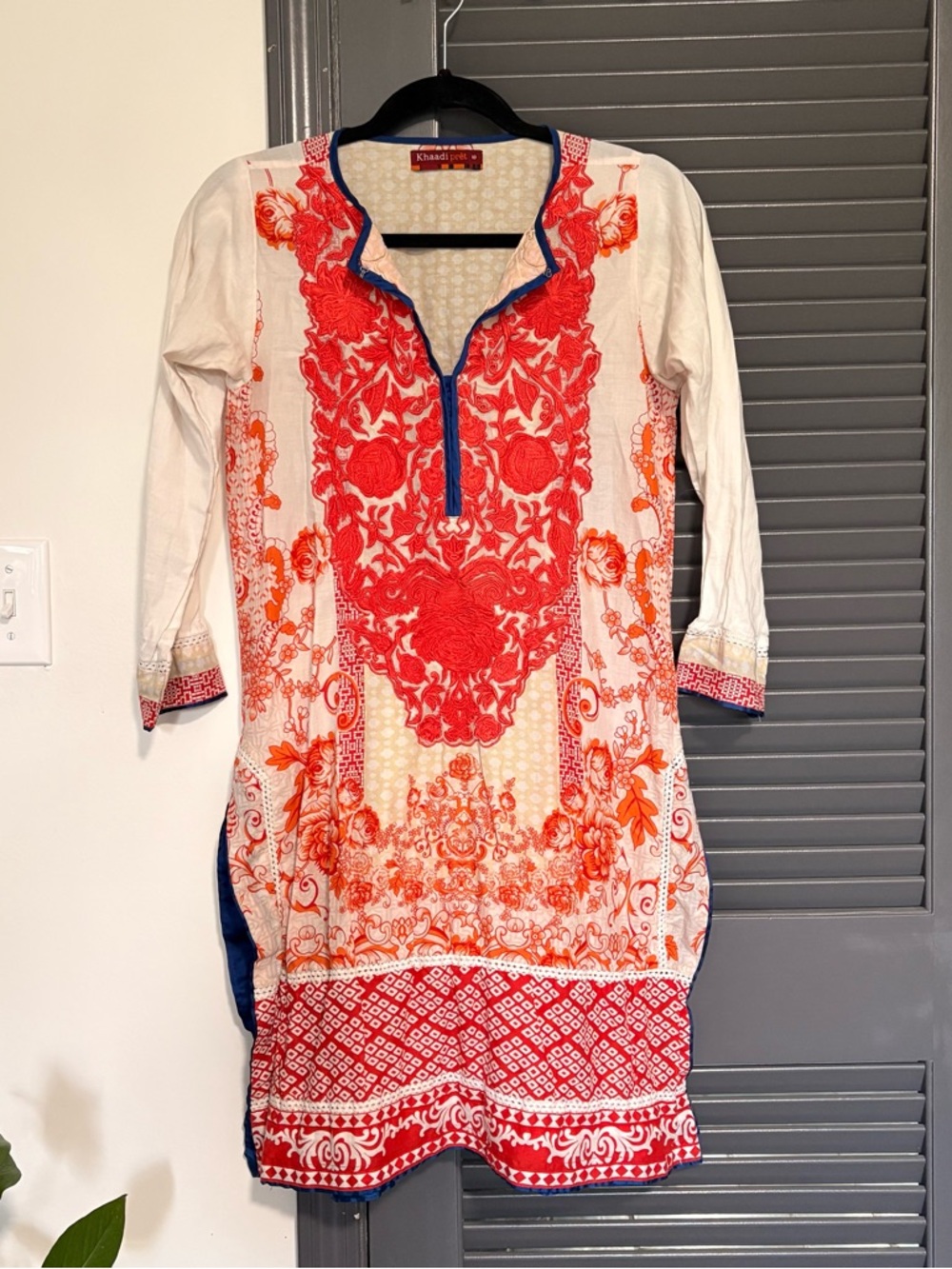 Khaadi Prêt Kurta - Cream with Blue, Red & Orange Accents Cotton and Silk
